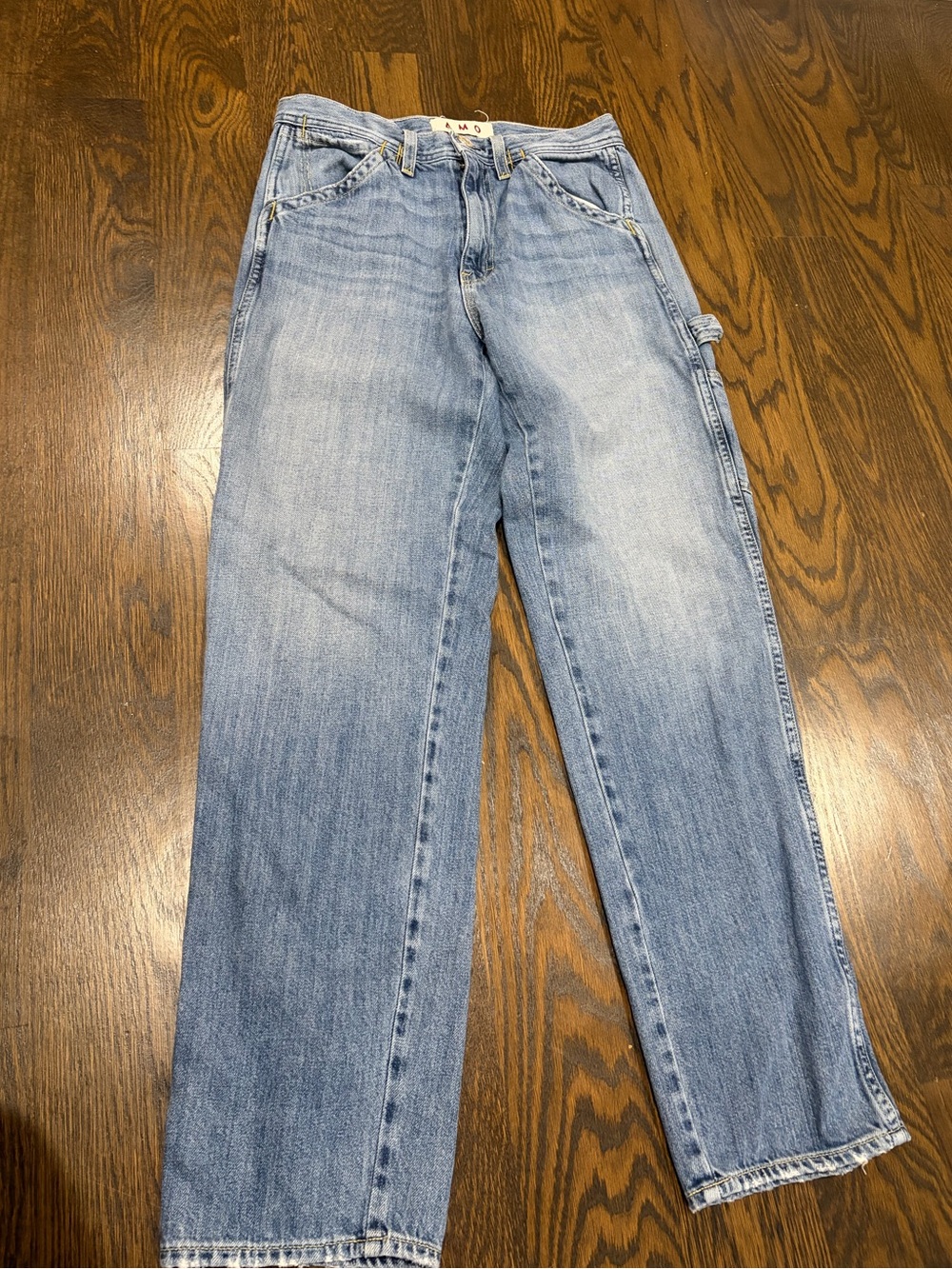 AMO Women's Light Wash Straight-Leg Jeans